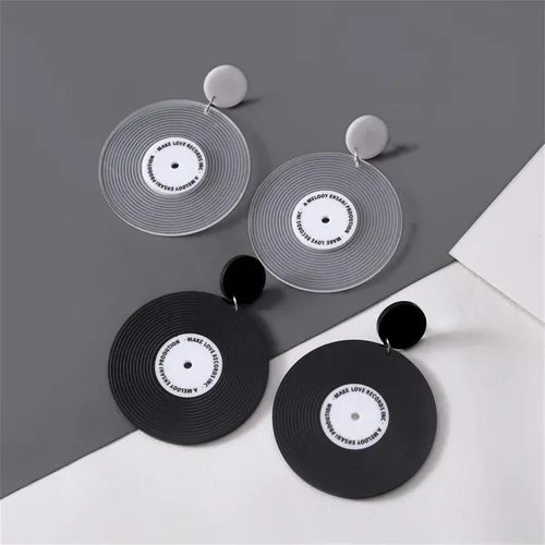 Vista 3 de MALOYANVE Aretes de discos de vinilo para mujeres y niñas, vintage, grande, negro, acrílico, largo, jugador, DJ, rock, años 50, 60, 70, Classi