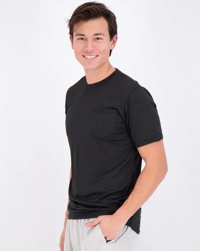 Vista 2 de Real Essentials Paquete de 4 camiseta deportiva de manga corta Dry-Fit para hombre (disponible en tallas grandes y altas)