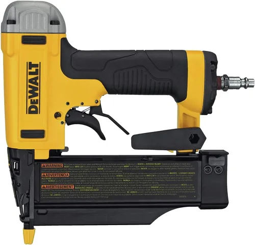 Vista 2 de DEWALT Clavadora neumática, calibre 23, 2 pulgadas (DWFP2350K)
