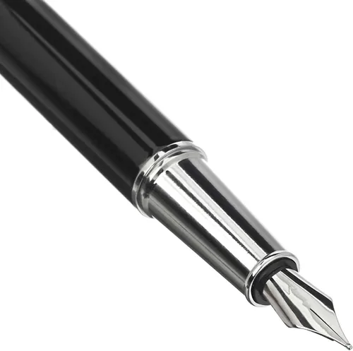 Vista 2 de Amazon Basics Pluma estilográfica con dos cartuchos de repuesto: punta media, tinta negra