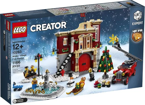 Vista 4 de LEGO Creator Expert Winter Village Fire Station 10263 Kit de construcción (1166 piezas)