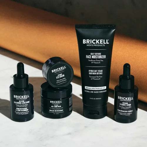 Vista 3 de Brickell Rutina Antienvejecimiento Completa de Defensa para Hombres, Crema Facial Nocturna, Suero de Vitamina C de Día y Noche, Hidratante Facial