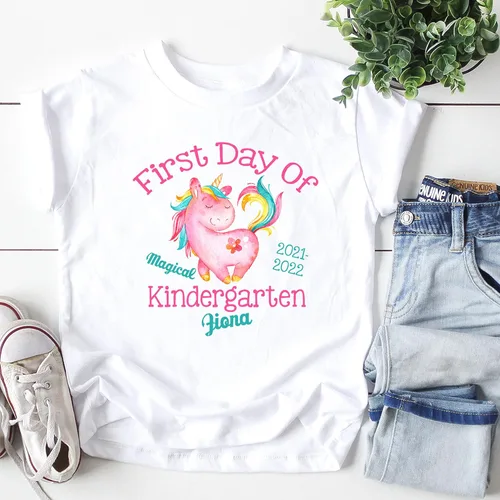 Vista 4 de Kindergarten Shirt First Day Of Kindergarten Shirt Personalized Toddler Shirt Preschool Shirt Unicorn Gift Kids Back to School Shirt