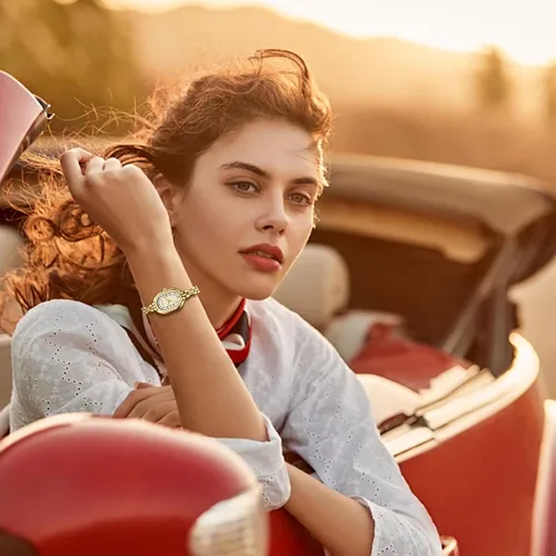 Vista 7 de CHEETAH Reloj de pulsera de oro para mujer, pulsera vintage pequeña, esfera numérica fácil de leer, resistente al agua