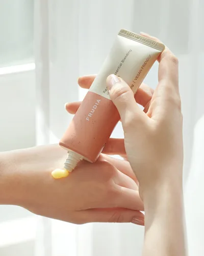 Vista 5 de WELCOS FRUDIA Re:proust Essential Blending Crema de manos deslumbrante Productos coreanos para el cuidado de la piel para mujeres y hombres