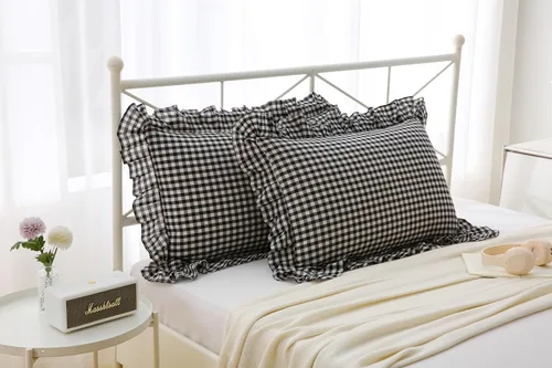 Vista 32 de Fundas de almohada cuadradas a cuadros en blanco y negro con volantes, fundas de almohada a cuadros, fundas de almohada de gingham, fundas