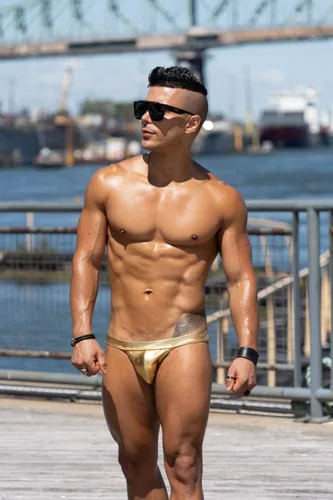 Vista 5 de Gary Majdell Sport Traje de baño micro bikini para hombre