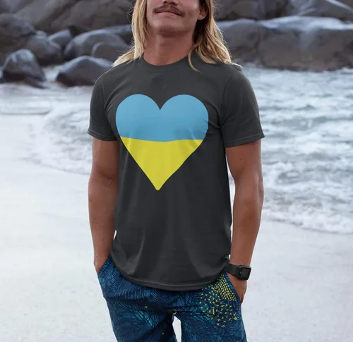 Vista 7 de Love Ukraine Heart Shirt