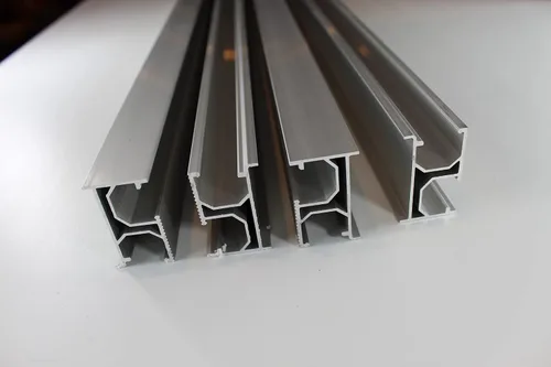 Vista 5 de (UISolar) Riel de montaje solar de 88 pulgadas (7.3 pies) de aluminio anodizado plateado - Paquete de 4 rieles