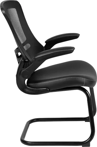 Vista 6 de EMMA + OLIVER Silla de recepción lateral con base de trineo de malla negra con asiento LeatherSoft y brazos abatibles