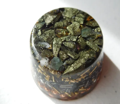 Vista 7 de Chalcopyrite Peacock Ore Single Crystal Small Tower Buster Orgone Generator Energy Accumulator PERFECT GIFTING TOOL!!!! Orgonite Many Beautiful