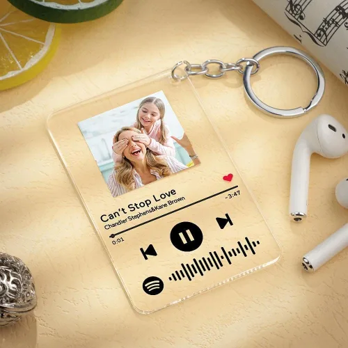 Vista 5 de Custom Spotify Keychain with PictureCustom Scannable Spotify Music Song Code Keychain