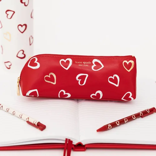 Vista 6 de kate spade new york Estuche para lápices y bolígrafos con artículos de oficina para adultos, bolsa con cremallera que incluye 2 lápices, sacapuntas
