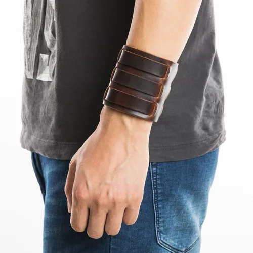 Vista 2 de HZMAN Brazalete ancho de cuero para hombre con triple correa de guantelete con hebilla de sujeción