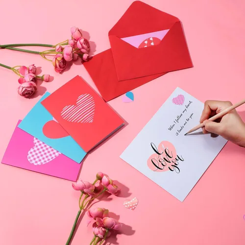 Vista 6 de Outus Surtido de tarjetas de San Valentín en blanco en forma de corazón, tarjetas de notas de amor rojas a granel de 4 x 6 pulgadas, surtido