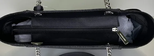 Vista 8 de Michael Kors Jet Set - bolsa de hombro para viaje con cadena grande, cartera triple Michael Kors Jet Set.
