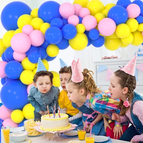 Vista 2 de Kit de arco de guirnalda de globos azules y amarillos – 122 globos azul real, rosa, globos azules y amarillos, guirnalda de globos para cumpleaños