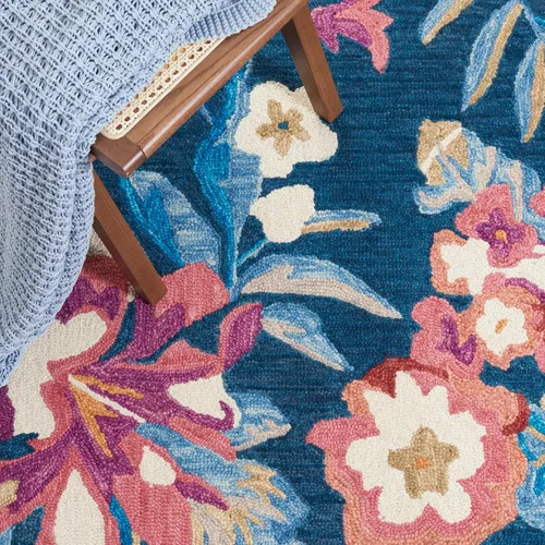 Vista 8 de SAFAVIEH Jardin Collection Alfombra de pasillo, 2 pies 3 pulgadas x 8 pies, azul y rosa, lana floral hecha a mano, ideal para zonas de alto tráfico