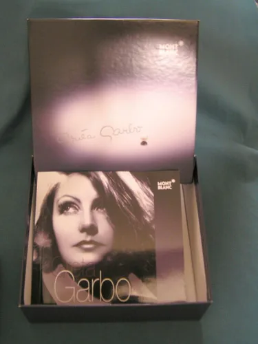 Vista 2 de Montblanc Greta Garbo Edición Especial Pluma Estilográfica Punta Fina
