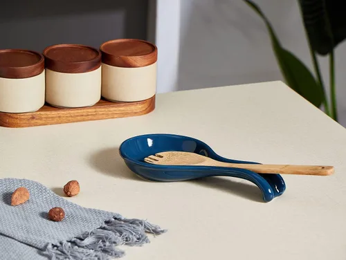 Vista 5 de ONEMORE Soporte para cuchara para estufa, soporte extra grande de cerámica azul para encimera de cocina, espátula resistente al calor, soporte
