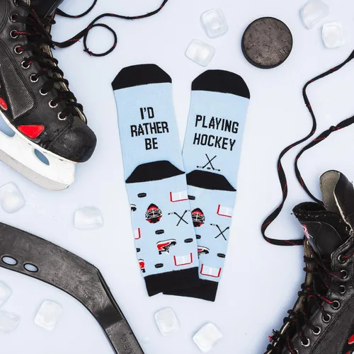 Vista 5 de I'd Rather Be - Calcetines divertidos para hombres y mujeres, regalos para golf, caza, camping, senderismo, esquí, lectura, deportes y mucho más