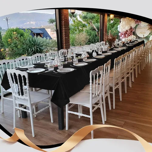 Vista 6 de Goodluck Rollos de mantel de plástico de 54 pulgadas x 100 pies con caja de corte, mantel desechable negro, mantel de plástico para fiesta