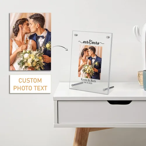 Vista 2 de Marco de fotos personalizado de Mr & Mrs. Marco de fotos acrílico, impresiones de fotos personalizadas, regalos para bodas, marcos de compromiso