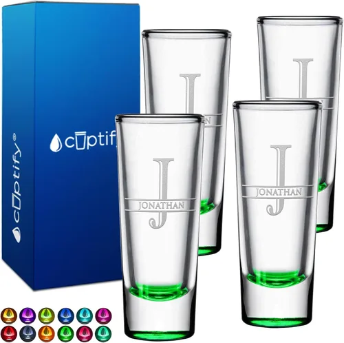 Vista 62 de Vaso de chupito personalizado con fondo negro personalizado de 2 oz, vasos de chupito cordiales con inicial y nombre en script dividido