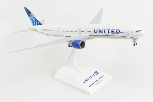 Vista 10 de Daron Skymarks SKR715 American 777-300 New Livery Kit de modelo de avión para armar con engranaje, Escala 1/200