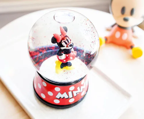 Vista 5 de Disney Minnie Mouse - Globo de nieve iluminado con purpurina giratoria, decoración del hogar para artículos esenciales de habitación de niños