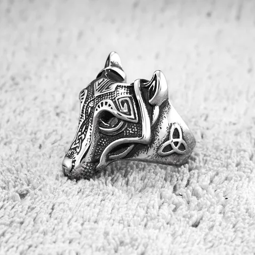 Vista 4 de Anillo de cabeza de lobo vikingo vikingo de acero inoxidable, nudo celta, amuleto pagano nórdico para hombres y mujeres