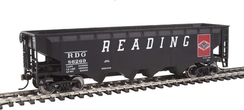 Vista 10 de Walthers Trainline Tolva compensada - Listo para funcionar- Escala HO nacional canadiense (marrón, blanco; logotipo grande)