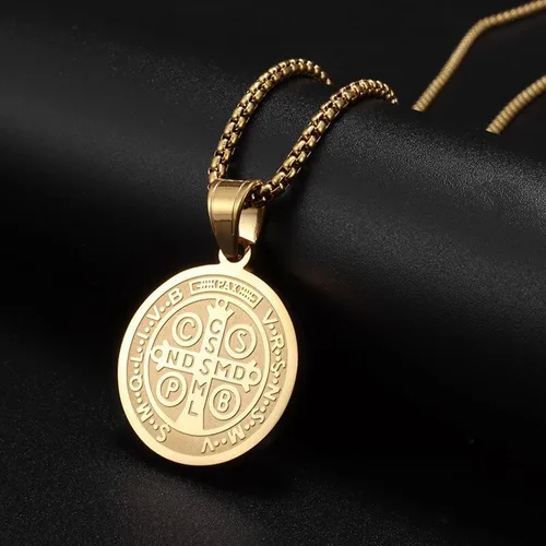 Vista 3 de Nuevo 2024 Hip Hop Iced Out San Benito San Benito Medalla Santa Medalla Colgante Jesús Collar Religioso Amuleto Joyería Para Hombres y Mujeres Moda