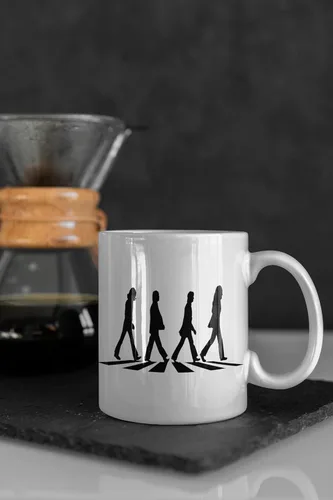 Vista 2 de Vincit Veritas Beatles Taza de café Abbey Road Taza de café Cruce de peatones mercancía Memorabilia álbum de vinilo Record Iconic Band Pepper CD