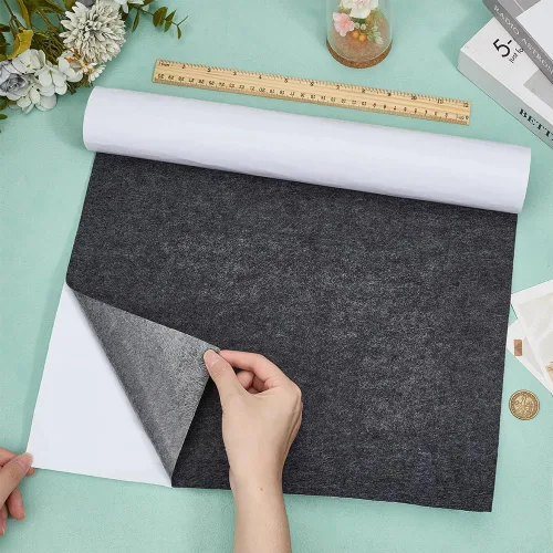 Vista 3 de BENECREAT Hojas adhesivas de fieltro negro de 15.5 x 78.5 pulgadas, hojas adhesivas de tela, para hacer disfraces y cajas de joyas