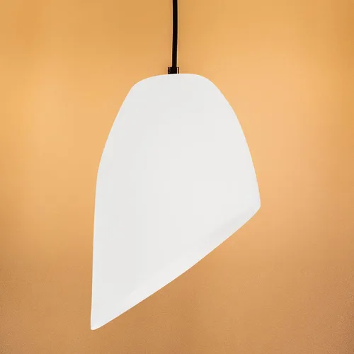 Vista 2 de EXCEART Juego de pantallas de herradura de plástico para lámparas de mesa, luces de piso, decorativas, fáciles de instalar