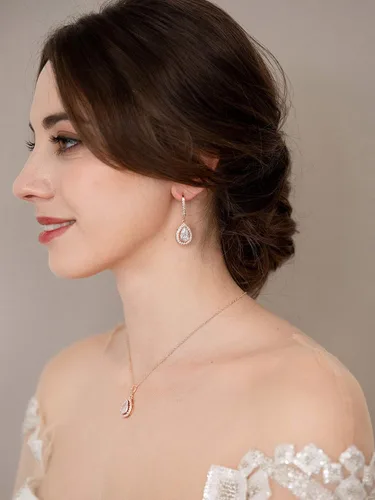 Vista 2 de SWEETV Juegos de joyas de boda de lágrima de cristal para novias y damas de honor, diamantes de imitación, circonita cúbica, collar y aretes