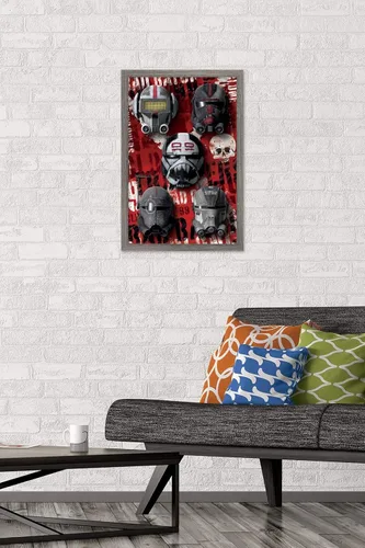 Vista 2 de Trends International Star Wars: The Bad Batch - Póster de pared de cascos, 22.4 pulgadas de largo x 14.7 pulgadas, versión enmarcada en madera