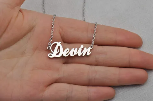 Vista 7 de GR859C Collar de plata con nombre inicial hecho a medida para regalos para novia