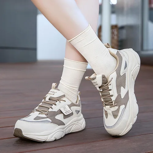 Vista 5 de Nutropa Botas de punta de acero para hombres, zapatos de trabajo de seguridad ligeros, cómodas y transpirables, botas de punta compuesta
