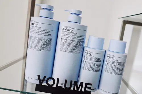 Vista 4 de J Beverly Hills Blue Addbody Champú voluminizador con aceite de vitamina E para cabello fuerte, (3 onzas, 12 onzas)