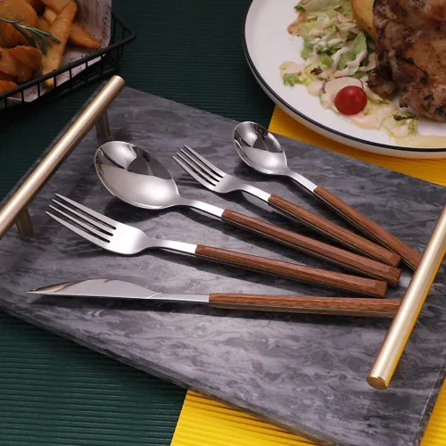Vista 4 de Juego de cubiertos de madera para 6 cubiertos de acero inoxidable de alta calidad, 30 piezas de cubiertos de madera delicados para el hogar, cocina