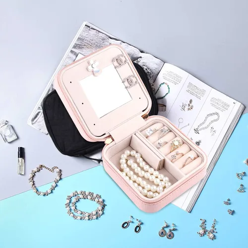Vista 4 de Duomiila - Caja de joyería pequeña, mini organizador de viaje portátil, para anillos, aretes, collares. Un regalo para niñas y mujeres