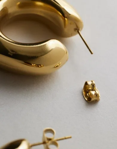 Vista 7 de Aretes de aro gruesos de oro impermeables para mujer, no se deslustra, chapados en oro, hipoalergénicos, abiertos, aretes huecos ligeros Dorado