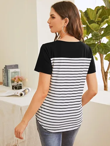 Vista 2 de Floerns Camiseta de manga corta con estampado de rayas y bloques de color para mujer