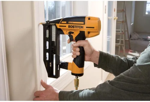 Vista 2 de BOSTITCH BTFP71917 Smart Point 16 GA Kit de clavadora