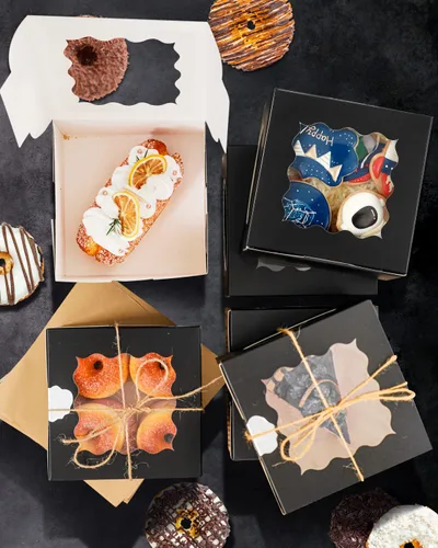 Vista 5 de Bakepacker 60 piezas Cajas para galletas negras de 6 x 6 x 3 pulgadas, fáciles de montar, cajas para macarrones y repostería con ventana para Negro