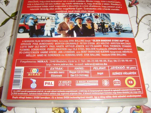 Vista 4 de Olsen Bandens Store Kup (1972)/Az Olsen Banda Nagy Fogasa - 4. resz/The Olsen Gang's Big Score