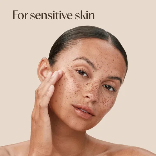 Vista 4 de Aveeno Calm + Restore - Limpiador facial para pieles sensibles, limpiador facial lechoso hidratante suave con avena nutritiva y altamisa, fórmula