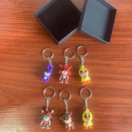 Vista 3 de Caja de regalo de 6 piezas 1.6 x 1.2 pulgadas cada unoLlavero Freddy, llavero Foxy, llavero de figuras, Pascua de Fnaf, llavero de felpa Fnaf
